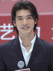 金城武同款假发男长发狼尾鲻鱼头中分刘海自然帅气全头套表演道具