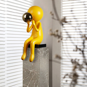 玻璃钢抽象卡通人物雕塑样板房酒店软装饰工艺品思考者小黄人摆件