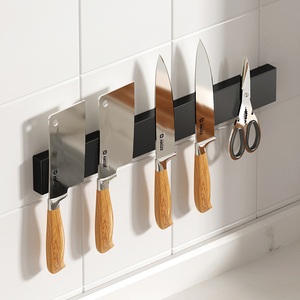 厨房磁吸刀架置物架磁力免打孔简约磁铁吸铁石壁挂式刀具收纳菜刀