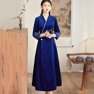 改良汉服女中国风日常秋冬复古风唐装刺绣修身优雅长款旗袍连衣裙