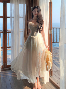 法式绝美高级感白色雪纺吊带连衣裙仙女夏季海边度假公主礼服长裙