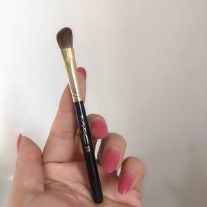 元旦mac/魅可275鼻影刷马毛鼻侧影刷软毛化妆刷工具马毛眼影刷