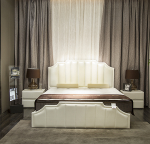 【云岩】卡路福奥兰多床架真皮实木钢网架床头软包真皮皮艺双人床