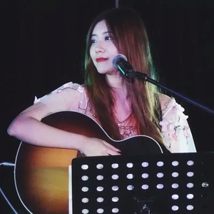 曲肖冰 伴奏 厚颜无耻 静悄悄 离人愁 天亮以前说再见 太阳 白羊