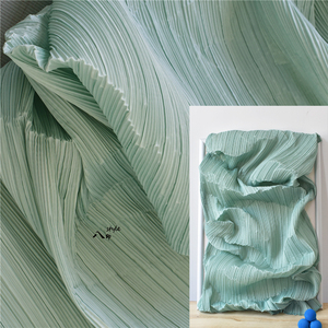 三宅一生肌理褶皱画压褶百褶波浪装饰画造型服装设计婚礼创意面料