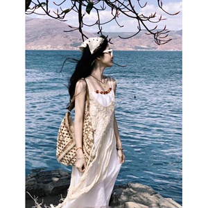 海边度假风串珠白色吊带连衣裙女夏编织镂空流苏罩衫波西米亚裙子