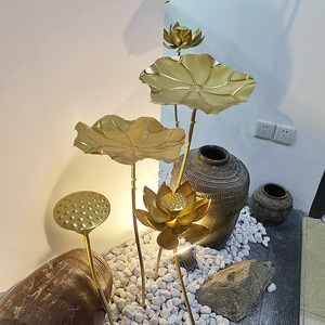 铁艺荷花荷叶摆件装饰庭院水池水景酒店楼梯风水仿真金色莲花仙鹤