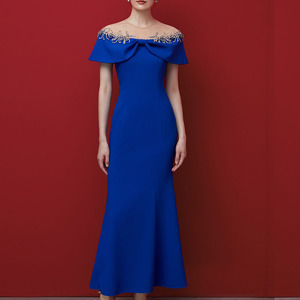 礼服鱼尾长裙蓝色