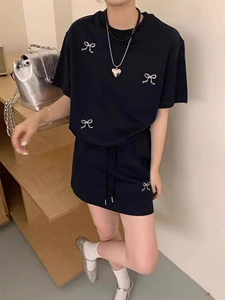 UM时尚卫衣套装女夏季韩版设计感蝴蝶结刺绣T恤上衣半身裙两件套