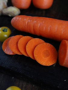 山东潍坊新鲜胡萝农家自种蔬菜水果红萝卜现挖包邮红心胡萝