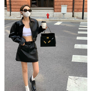 秋装搭配一整套盐系高级感机车皮衣外套半身裙套装洋气显瘦两件套