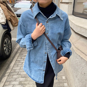 牛仔衬衫女春秋2022新款宽松内搭叠穿衬衣设计感小众别致上衣ins