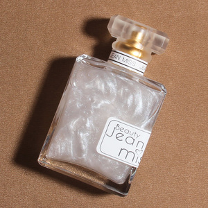 蓝风铃奶香牛奶味小众品牌香水女士持久淡香学生女生清新大牌正品