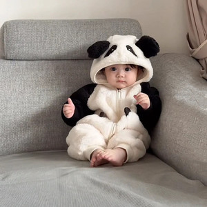 熊猫装婴儿爬爬服秋冬2023新款男女宝宝连体衣婴幼儿加厚保暖哈衣