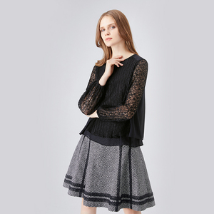 lorfeo/奥菲欧蕾丝上衣荷叶摆新款打底衫女百搭长袖上衣