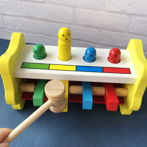 木制彩色小跳人1-3岁宝宝蒙氏教具敲球台锤盒打击飞人玩具打桩台