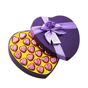 德芙巧克力爱心铁盒