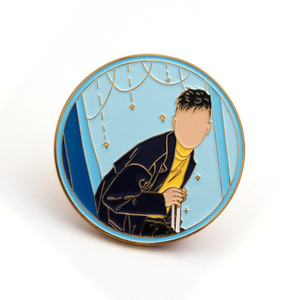 定制金属明星徽章电镀仿金烤漆工艺德云社相声岳云鹏 郭德纲奖章