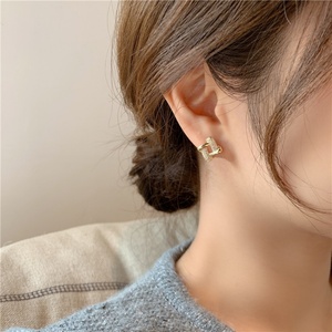 韩国S925银针满钻个性方块镂空几何耳钉气质方形无耳洞耳夹