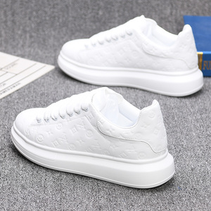 小白鞋纯白女内增高