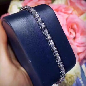 18k金手链au750白金四爪牛头款莫桑石手饰显钻仿真钻石奢华手镯女