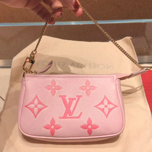 【捡漏拍】lv路易威登女包pochette新款粉色麻将包链条单肩手提包