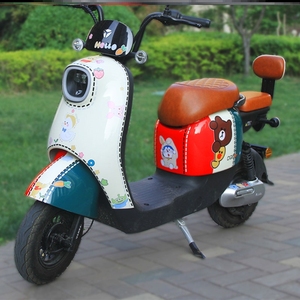 电动车网红贴纸电车贴纸草莓熊台铃小刀电动车贴纸装饰小图案全身