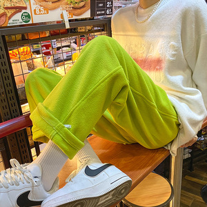 抹茶绿色卫裤女秋冬加绒加厚摇粒绒休闲运动高级感裤子高街ins潮