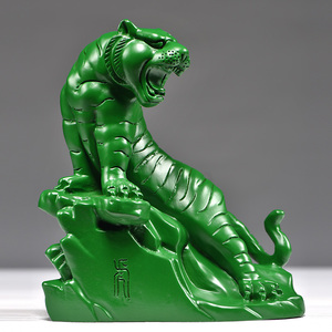 绿色木质虎摆件实木雕刻老虎十二生肖动物家居办公摆设送礼工艺品