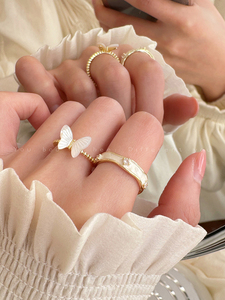 蝴蝶滴釉贝母戒指女轻奢小众设计感食指戒气质独特高级感装饰指环