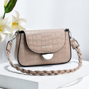 唯品会夏天女士小包包2022新款潮时尚百搭编织单肩腋下软皮大容量