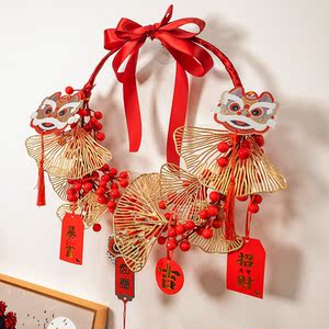 新年花环装饰品过年门上挂件年宵花门挂家里家庭墙壁红果果假花