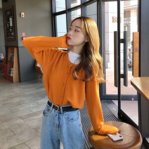 橙色毛衣女韩国风桔黄色橘色宽松显瘦纽扣开衫针织衫2021秋季外套