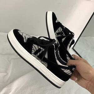 李宁贵宾斑马纹休闲小白鞋女2021春新款学生百搭网红ins潮板鞋