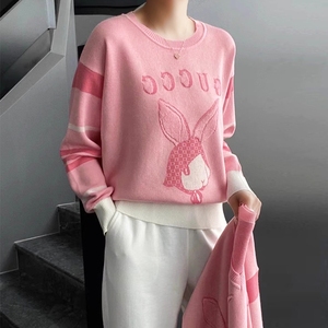 2024春装新款圆领小兔提花粉色套头今年流行好看毛衣针织衫上衣女