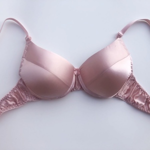 内衣真丝发育期