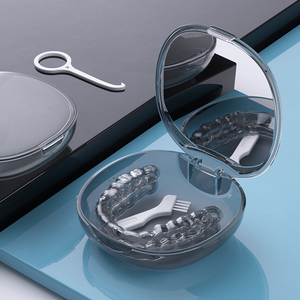 放保持器收纳盒隐形牙套的盒子携带正畸牙齿矫正器透明带镜子ins