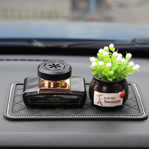 车载香水座式汽车香薰香氛持久淡香车上车内饰用品古龙男女士摆件