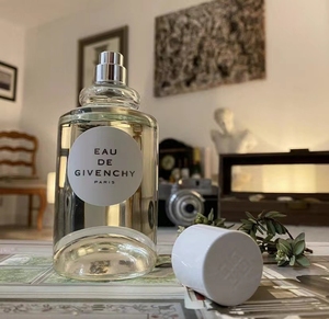givenchy纪梵希gentleman橙花油男士中性香水玫瑰纯净之水rosee