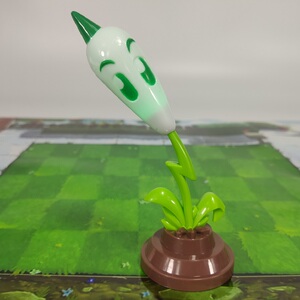 植物大战僵尸玩具新款闪电芦苇会发光黄金蓓蕾桃子戴夫儿童礼物2