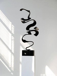 现代金属雕塑 过道楼梯端景台门厅台面抽象摆件 美式简约尺寸灵活