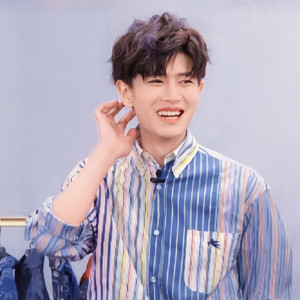 任嘉伦同款彩色拼接口袋衬衫气质休闲百搭上衣男女潮2022新款韩版