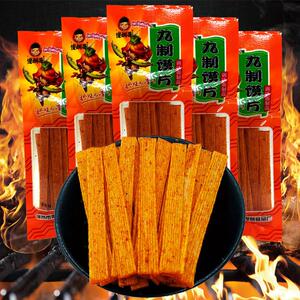 九制馍片辣条片酒鬼辣片80后童年怀旧便宜的零食面筋耐吃校园宿舍