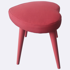 轻奢简约红色凳子实木心形小脚凳软包凳幼儿园现代创意爱心换鞋凳