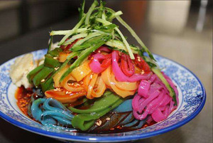 正宗凉皮配方技术辣椒油擀面皮凉粉米皮凉面制作视频陕西小吃教程