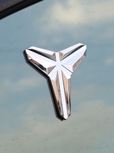 汽车nba科比标志kobe黑曼巴logo3d金属车标电动车贴车身篮球贴纸