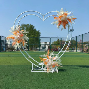 心形铁艺架婚礼道具