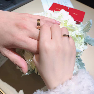 卡地亚戒指 love经典款女18k玫瑰金宽窄版镶钻情侣对戒男女指环