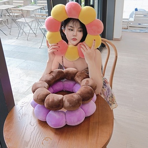 失恋33天文章王小贱午睡枕头向日葵太阳花礼品午休抱枕同款可套头