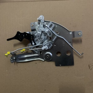 五菱荣光面包车中门锁